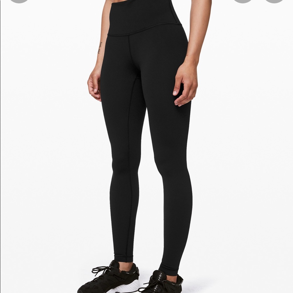 Classic black leggings